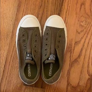 Converse slip on shoes